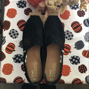 Toms shoes black mesh